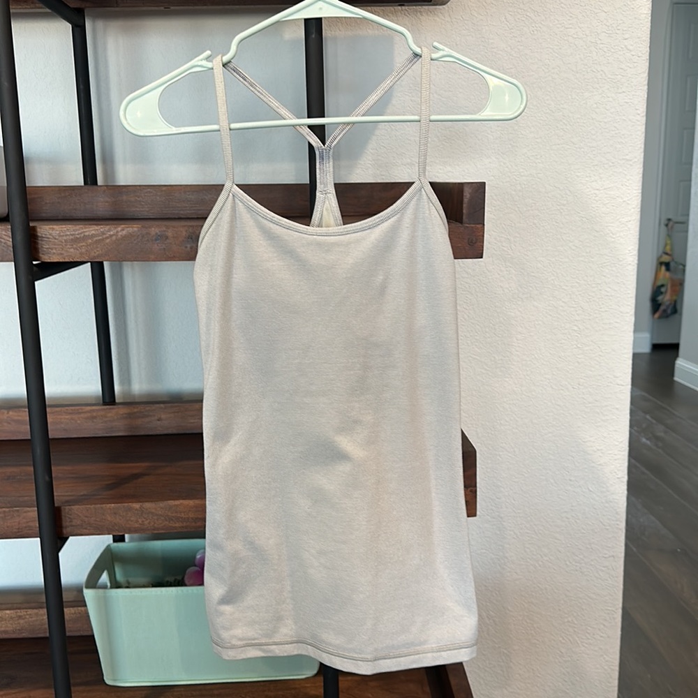 Lululemon Power Y Tank *Luon in light grey stripe sz 6
